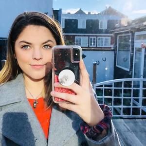 Meet your Posher, Olivia